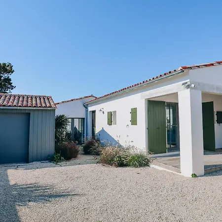 Domaine Blueberry Villa *